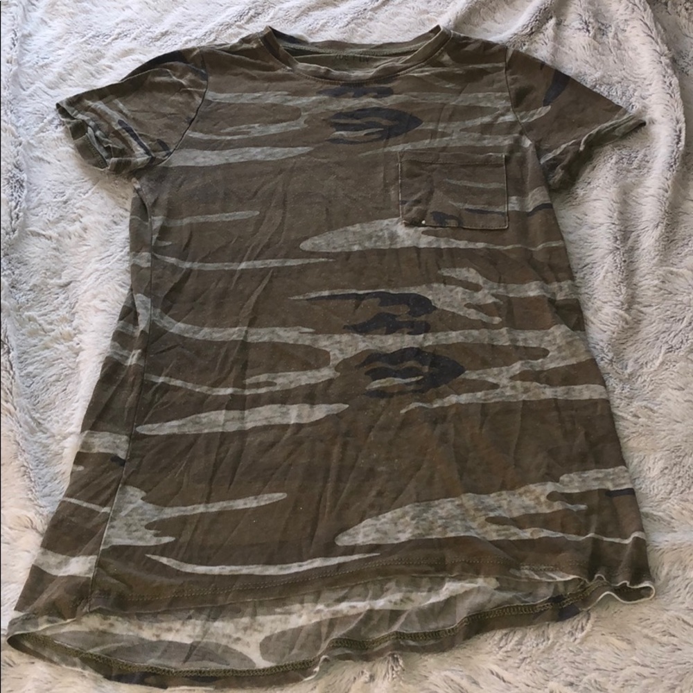 Camo t-shirt